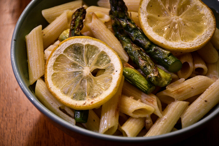 Vegan and Gluten free Creamy Lemon Asparagus pasta