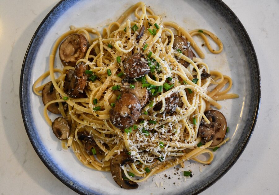 Vegan White Truffle Linguine with Baby Bella Mushrooms